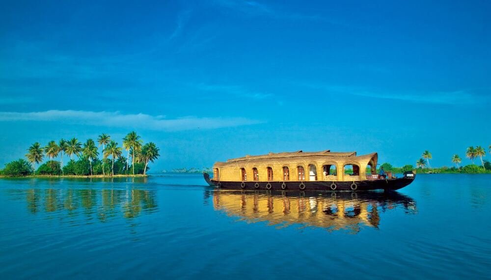 Munnar-Alleppey-Tour